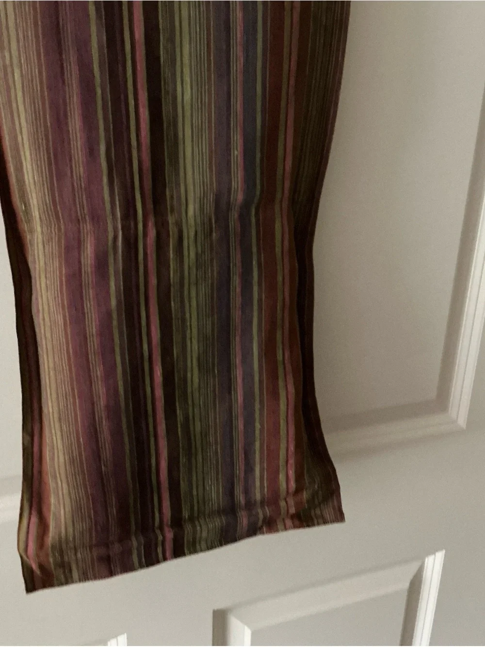 Flax Brown and Olive Floral-Trim Hanging Organizer
